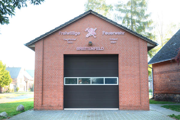 Bild vergrößern: Feuerwehrgertehaus Breitenfeld