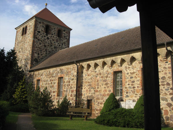 Bild vergrößern: Algenstedt Kirche_Foto Hansestadt Gardelegen