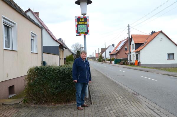 Bild vergrößern: Speedisplay in Wannefeld