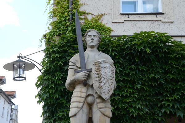 Bild vergrößern: Roland-Statue