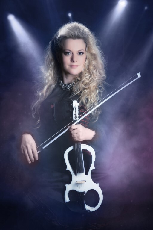 Bild vergr&ouml;&szlig;ern: Katrin Wettin