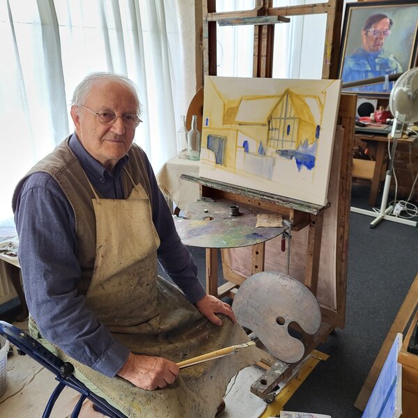 Bild vergr&ouml;&szlig;ern: Wolfram Schubert in seinem Atelier