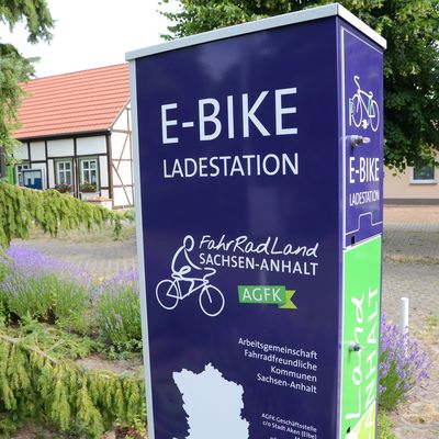 Bild vergrößern: E-Bike-Ladestation Mieste2